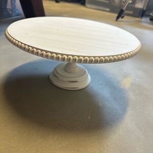 Elegant White Cake Stand